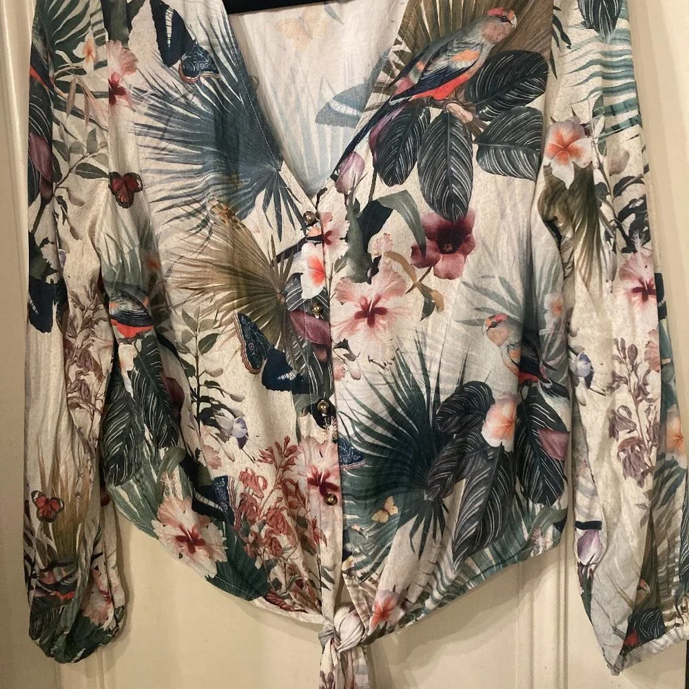 Blouse - Picture 1 of 3